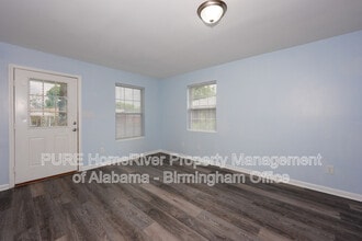 Building Photo - 621 Bell Ave