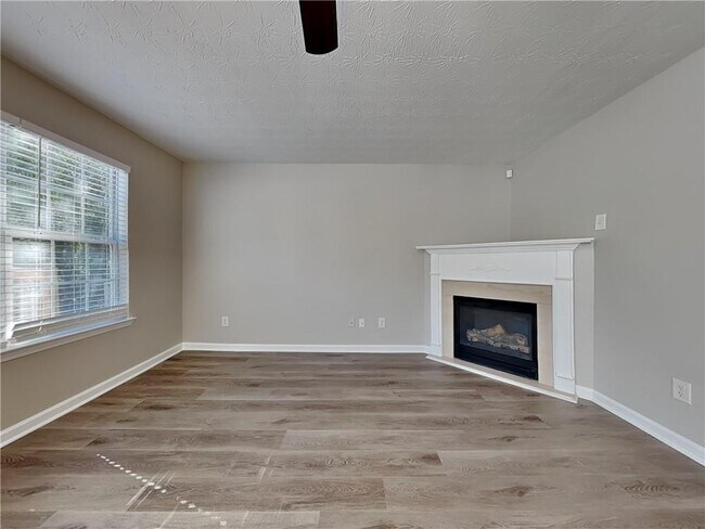 Building Photo - 364 Nunnally Dr