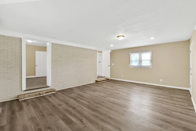 Foto del edificio - 2103 Concord Lake Rd