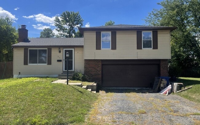 Foto del edificio - 831 Orchard Glen Ct