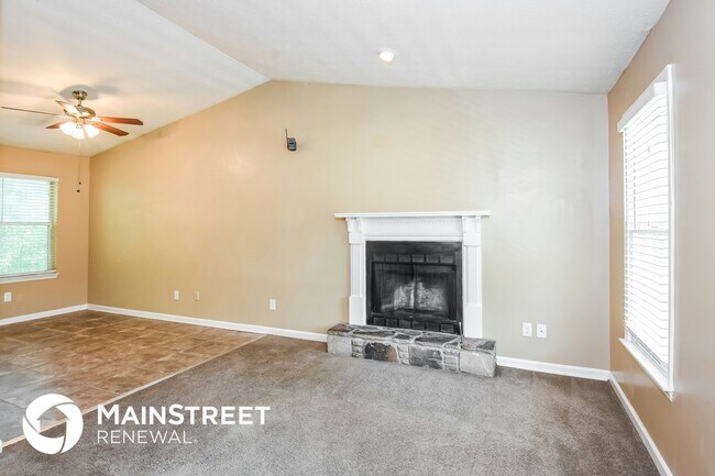 Building Photo - 1382 Inman Ct