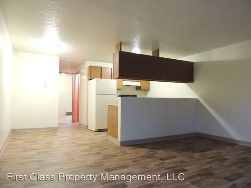 Building Photo - 9555 SW Hall Blvd