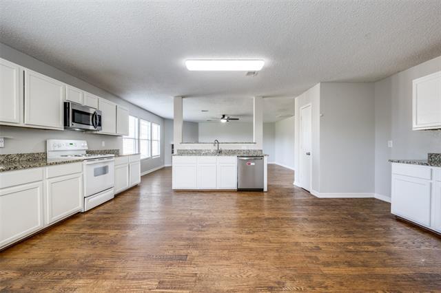 Building Photo - 8901 Harvest Moon Trail