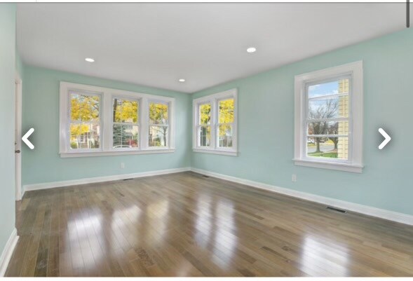 Building Photo - 235 Lawrence Ave