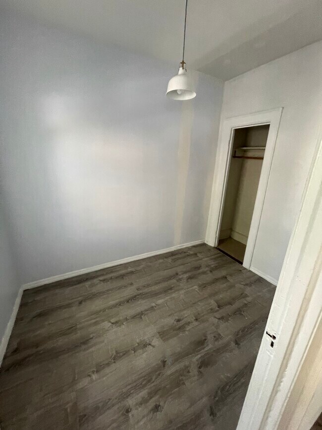 14 Norwood Ave Unit 2, Brooklyn, NY 11208 14 Norwood Ave Brooklyn, NY