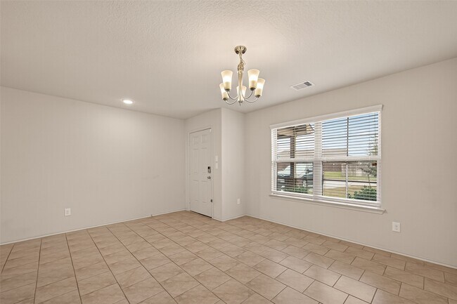 Building Photo - 23506 Umbrella Pine Dr