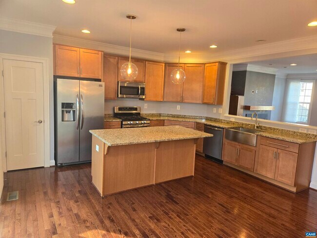 Building Photo - 2140 Avinity Loop