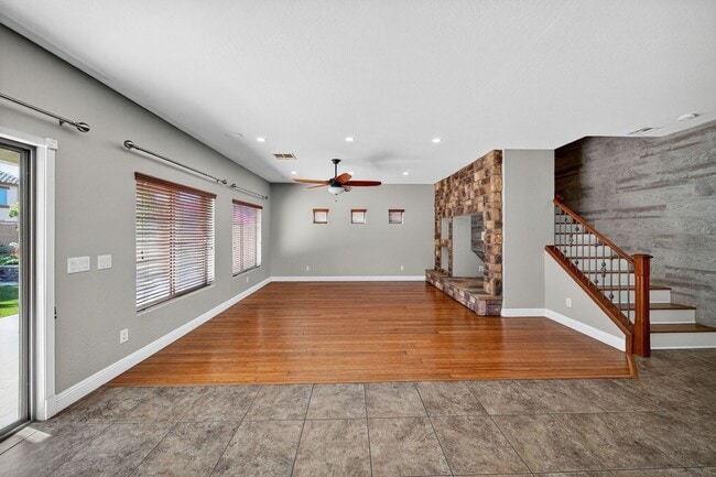 Foto del edificio - 2353 W Barwick Dr