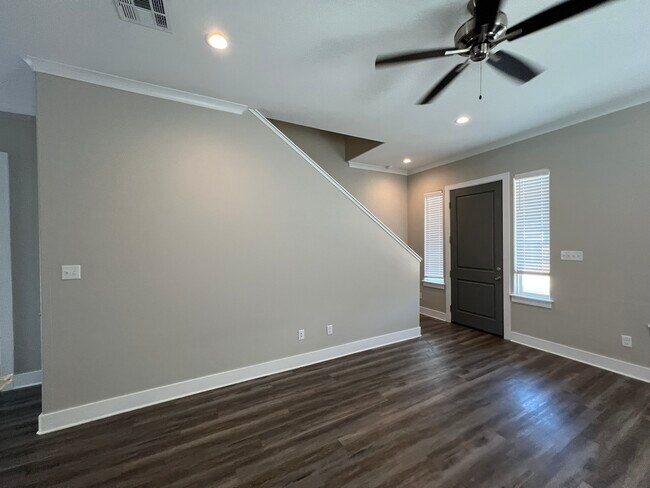 Foto del edificio - 701 Highlands St