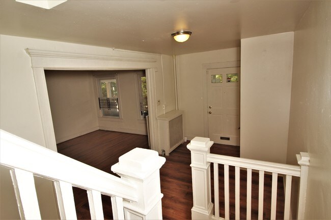 Building Photo - 3207 Guilford Ave