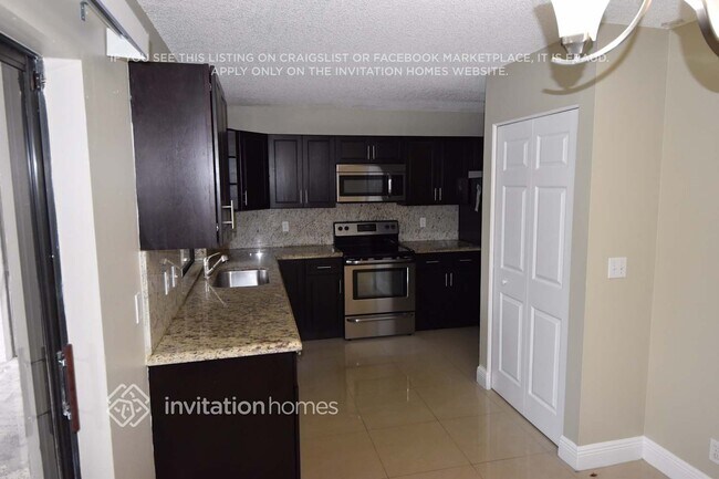 Foto del edificio - 18271 181st Cir S