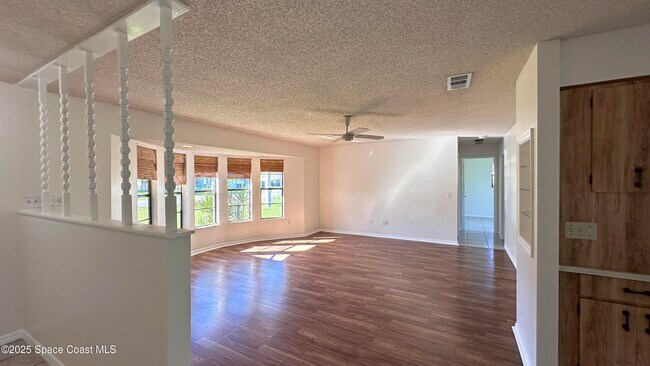 Foto del edificio - 3807 Jupiter Blvd SE