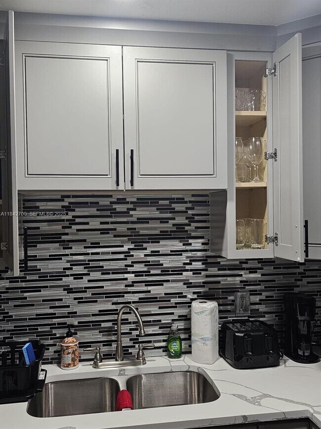 Foto del edificio - 5929 Fillmore St