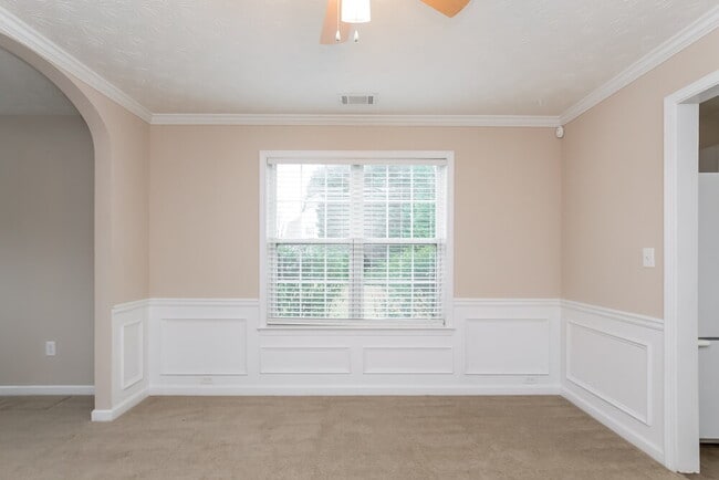 Building Photo - 1675 Berrywood Way