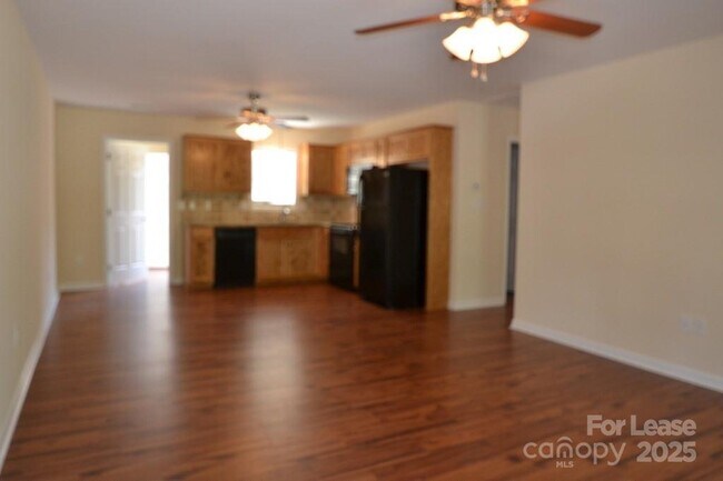 Building Photo - 3793 Lee Moore Rd