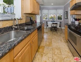 Foto del edificio - 1488 S Durango Ave