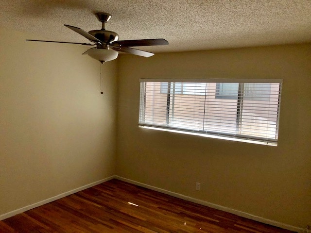 Building Photo - 8520 Sherwood Dr