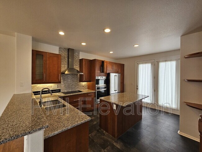 Building Photo - 4372 S Independence St