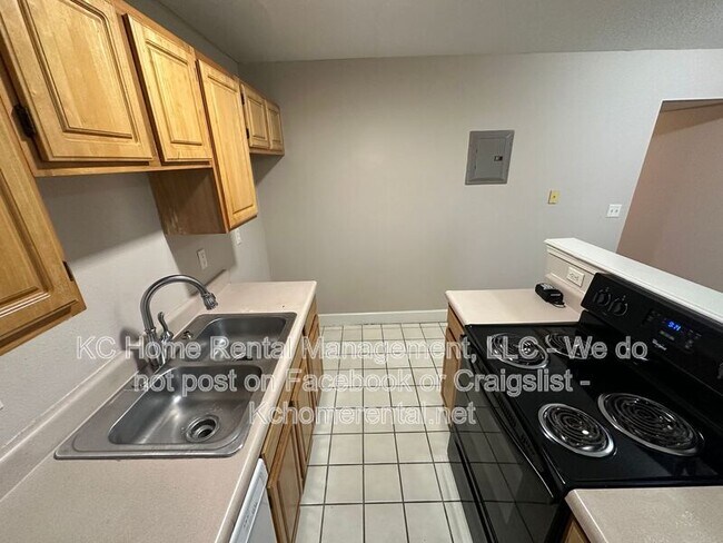 Foto del edificio - 804 Saddlewood St