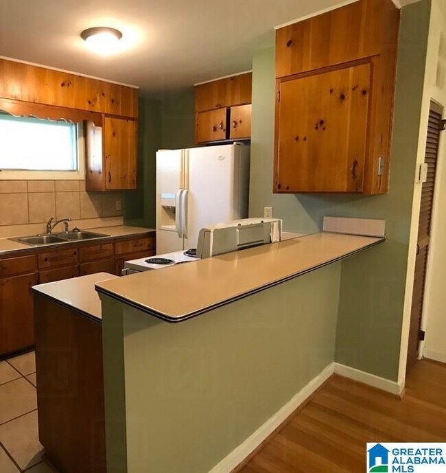 Building Photo - 5192 Scenic View Dr