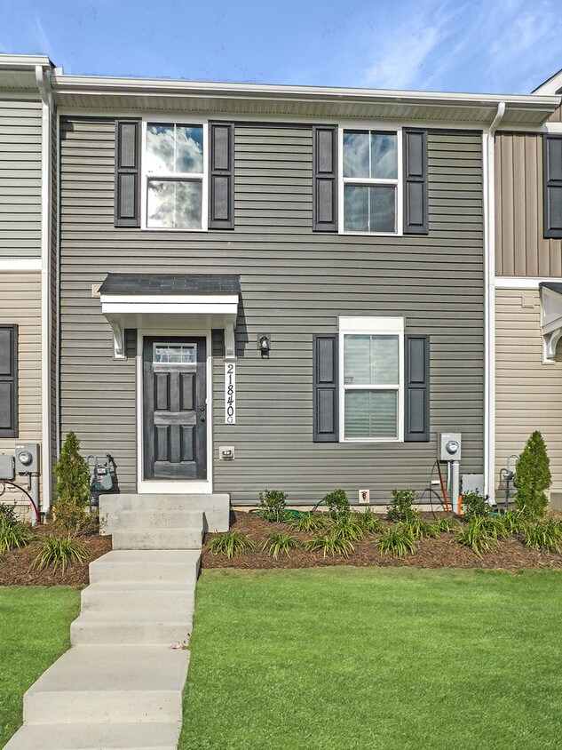 Foto principal - 21840 Primrose Willow Ln