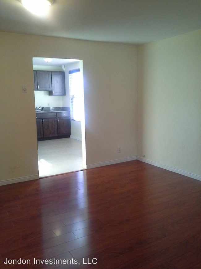 Building Photo - 349 S 300 E