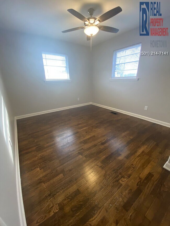 Foto del edificio - 2214 Coors Dr