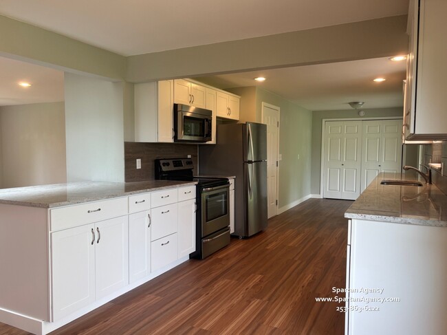 Foto del edificio - 1529-1513 13 Ave NW