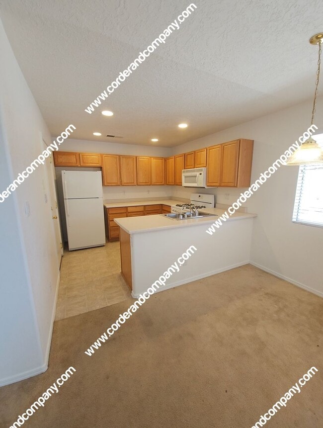Building Photo - Wonderful 4 Bedroom, 3 Bathroom, 1 Car Gar...