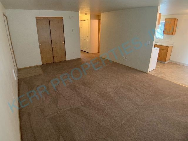 Foto del edificio - Charming 2-Bedroom Multiplex in Portland w...