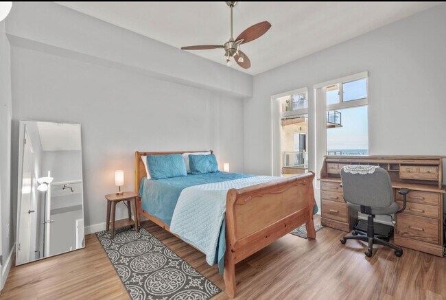 Foto del edificio - 488 E Ocean Blvd