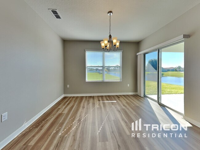 Building Photo - 991 Summer Glen Drive Winter Haven FL