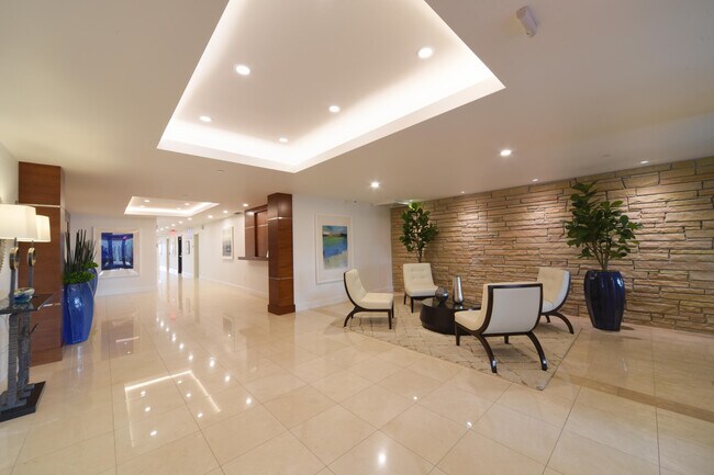 Foto del edificio - 3009 S Ocean Blvd