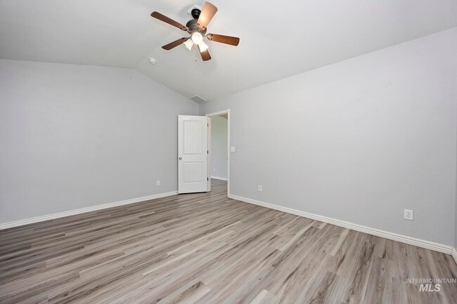 Building Photo - 1030 Caswell Ave W