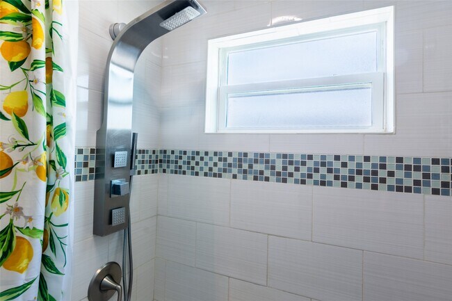 Foto del edificio - 4015 Postwood Dr