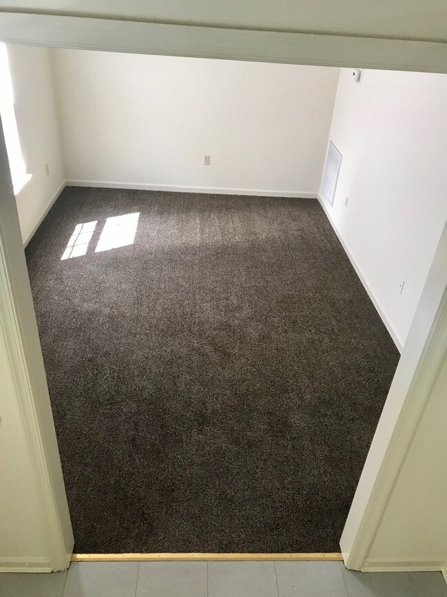 Foto del edificio - 1409 Varsity Ln