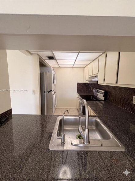 Photo - 10038 Winding Lake Rd Apartment