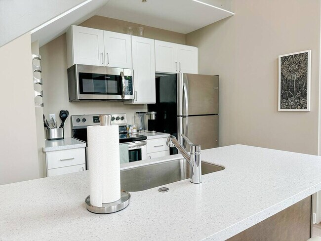 Foto del edificio - 630 S Goodman St