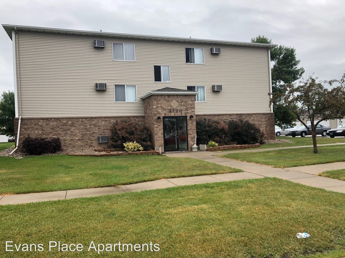 Foto principal - 3120 33rd St SW