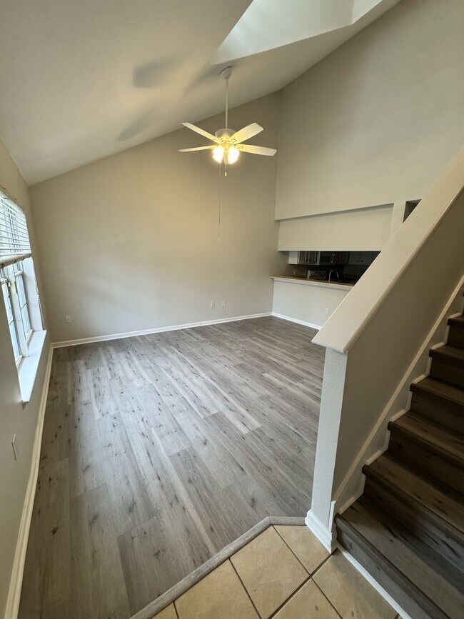 Building Photo - 4434 Gearhart Rd
