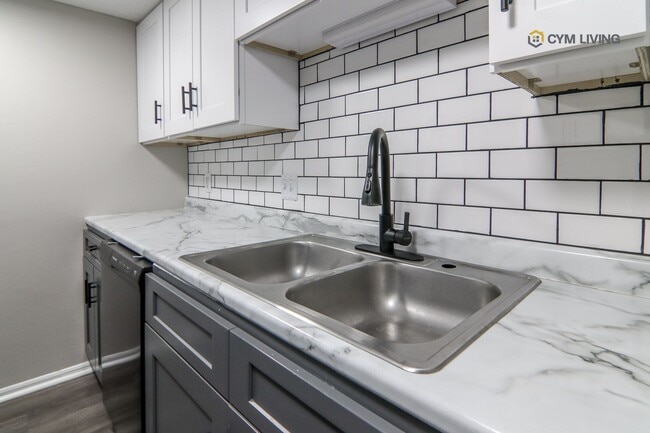 Foto del edificio - The Eclipse Apartment Homes