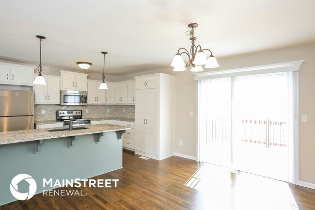 Foto del edificio - 1404 Silhouette Dr