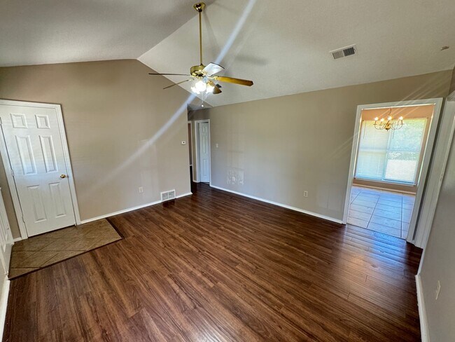 Photo - Charming 3-Bedroom Home in Horn Lake-Comfort & Convenience Await!