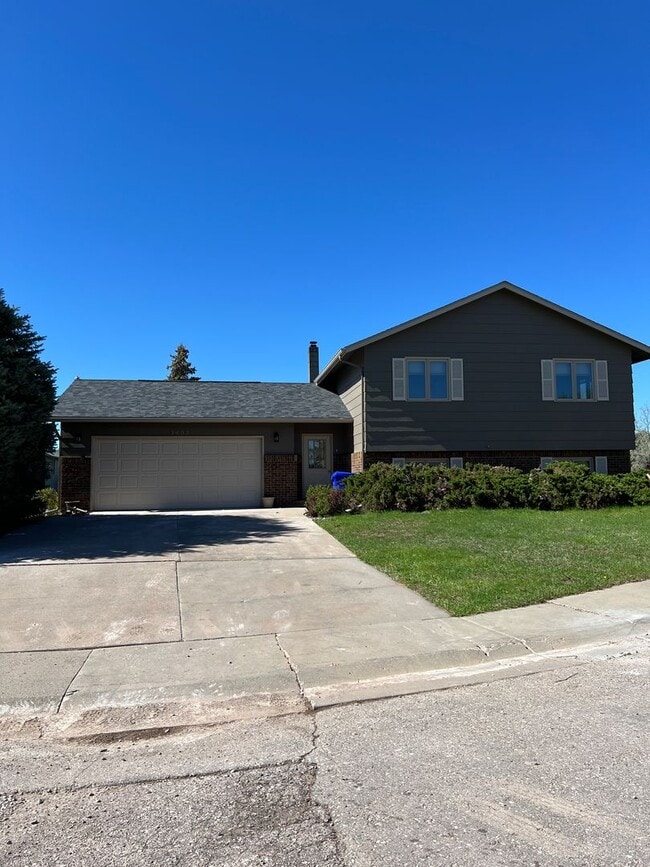 Building Photo - 3403 Hallmark Ct