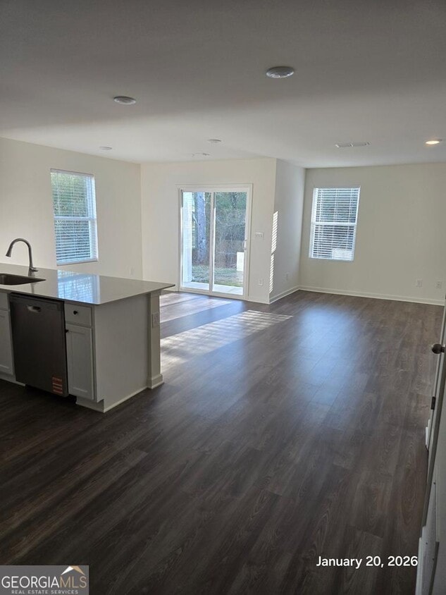 Foto del edificio - 1026 Clifton Ct