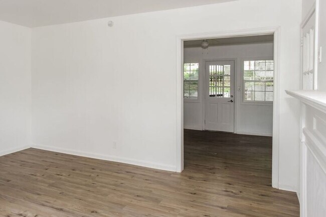 Foto del edificio - 4226 Court K