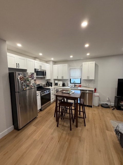 Building Photo - 42 Outwater Ln