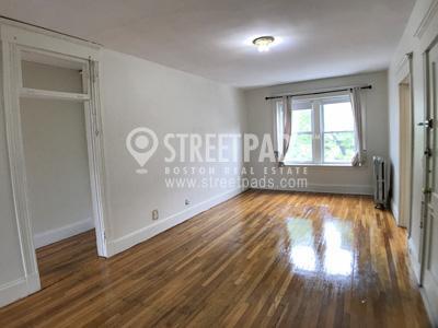 Building Photo - 3 bedroom in Boston MA 02135