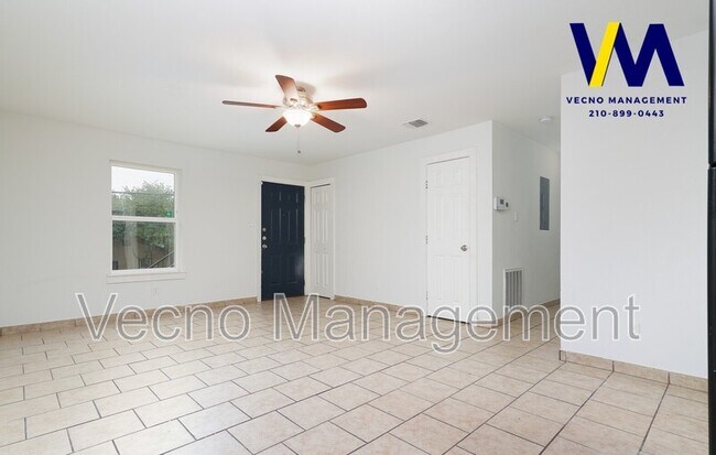 Building Photo - 214 Nopal St