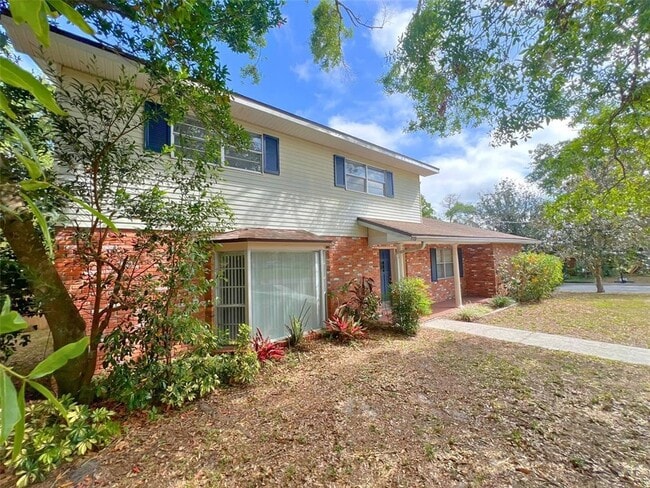 Building Photo - 822 Lake Elbert Ct
